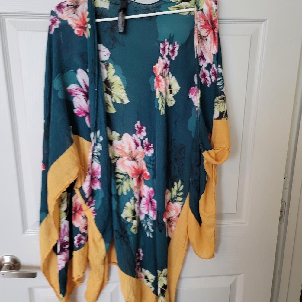 Express one size floral cardigan